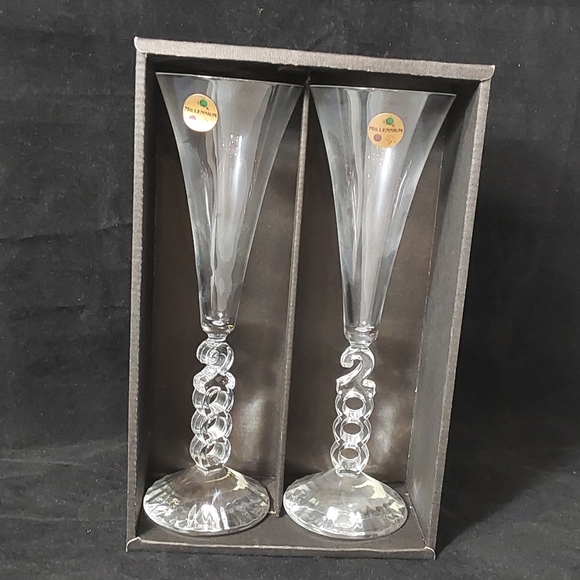 CRISTAL D’ARQUES NWT MILLENNIUM VINTAGE CHAMPAGNE FLUTE SET OF 2 - Picture 3 of 9